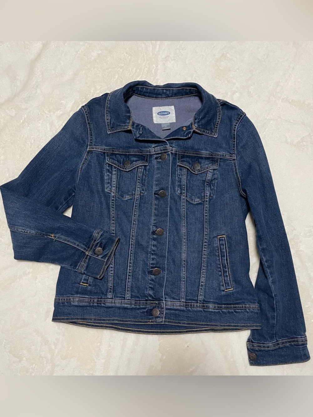 Old Navy Essential Classic Dark Wash Denim/Jean Trucker Jacket - Size M